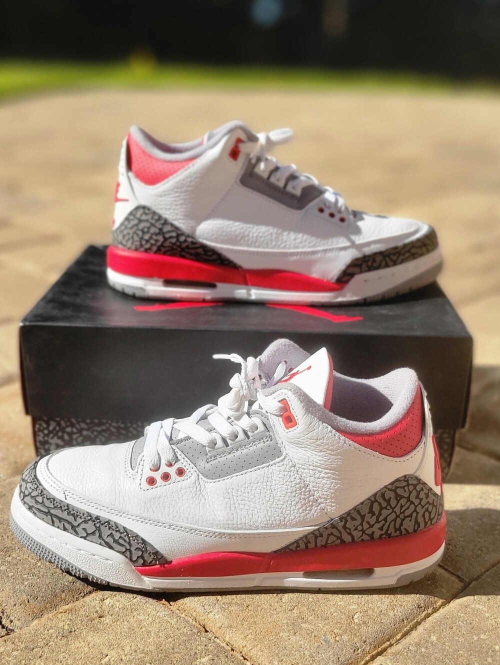Jordan 3 Retro (OG) 'Fire Red'